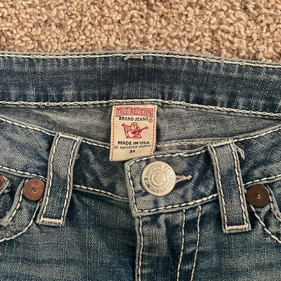 Vintage True Religion Bermuda shorts with cuff - Picture 3 of 4